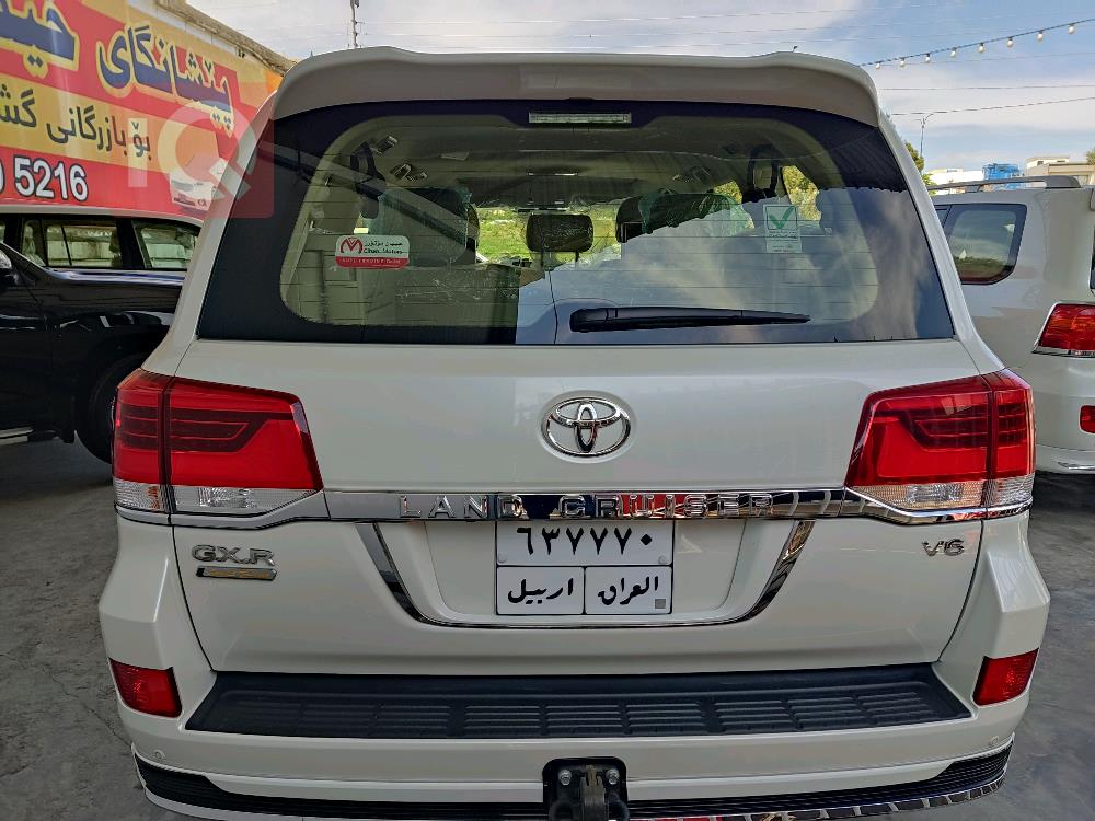 تويوتا لاندكروزر